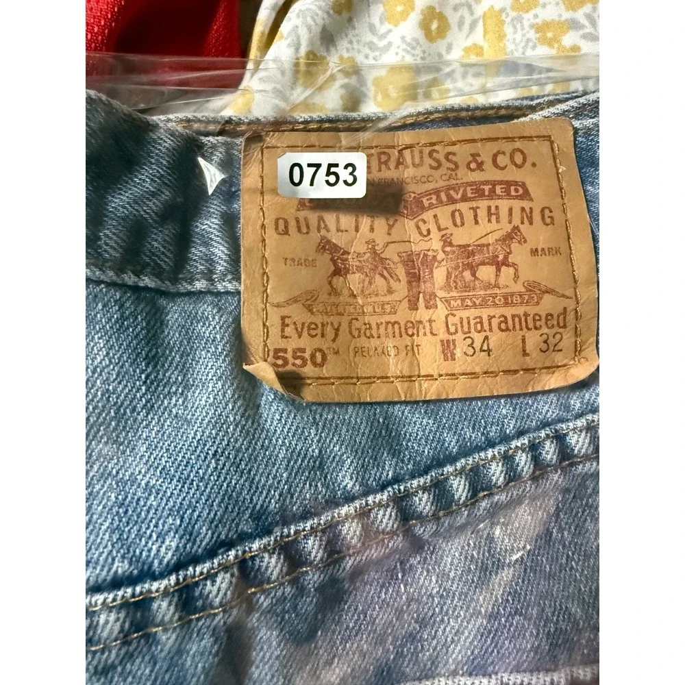 Vintage Levi's 550 Relaxed Fit Jeans Mens 34x32 Made in USA 90s